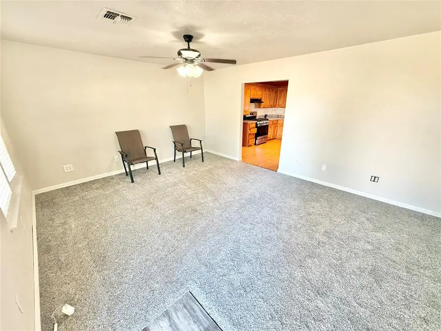 509 Cottage Grove Street, Granite, OK 73547 - Image #3