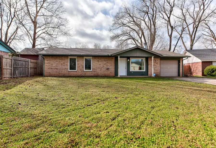 808 Hawks Nest Drive, Norman, OK 73072 - #2