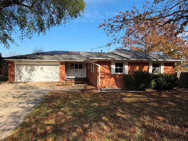 205 NW 15th Avenue, Ardmore, OK 73401