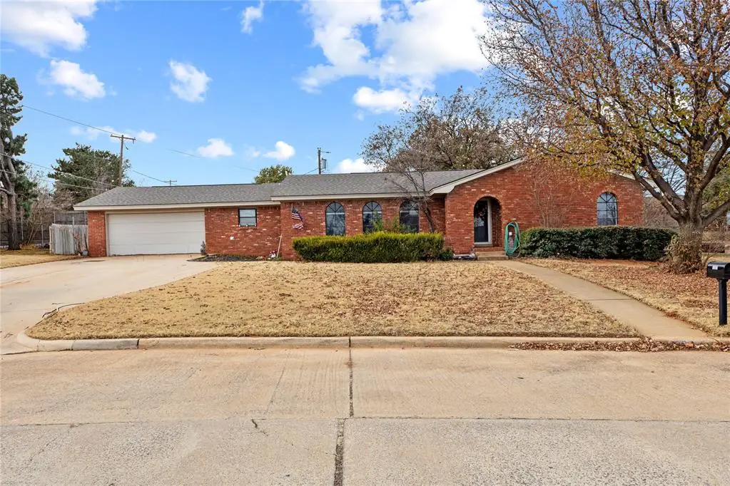 1207 N Kansas, Weatherford, OK 73096 - Image #1