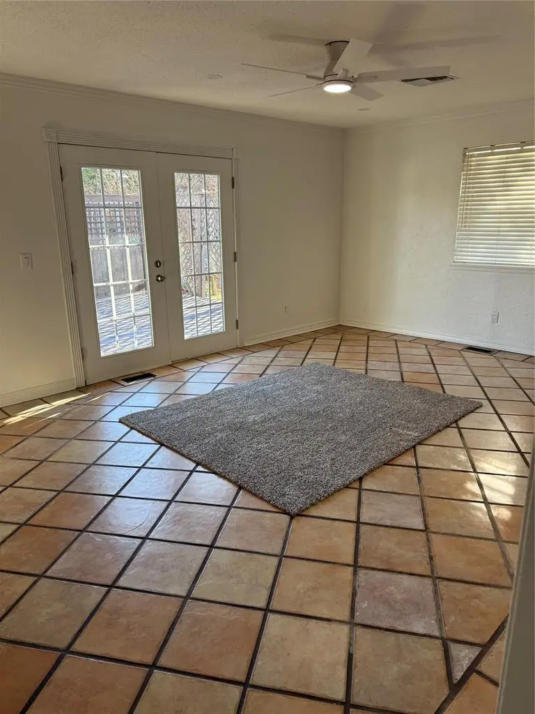 6520 N Grove Avenue, Warr Acres, OK 73132 - Image #3