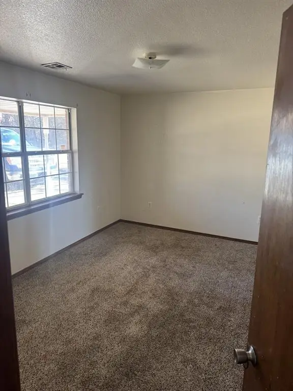 1327 E Fay Street, Shawnee, OK 74801 - Image #3