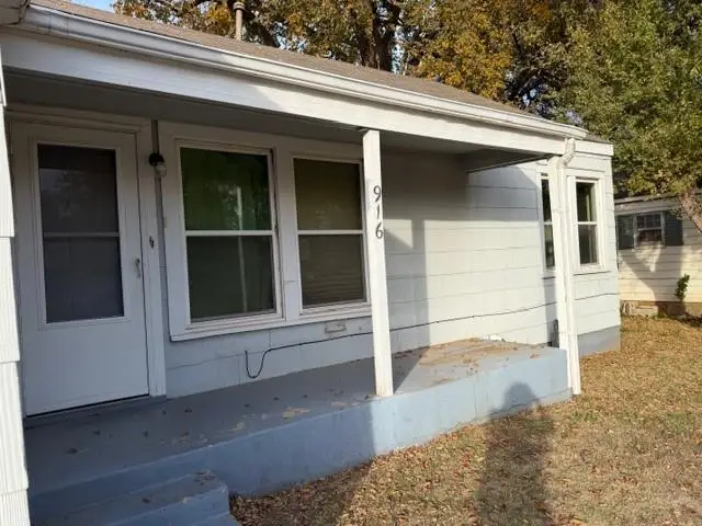 916 W London Street, El Reno, OK 73036 - Image #1