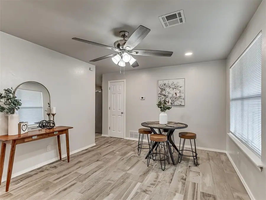 716 SW 1st Street, Moore, OK 73160 - Image #2