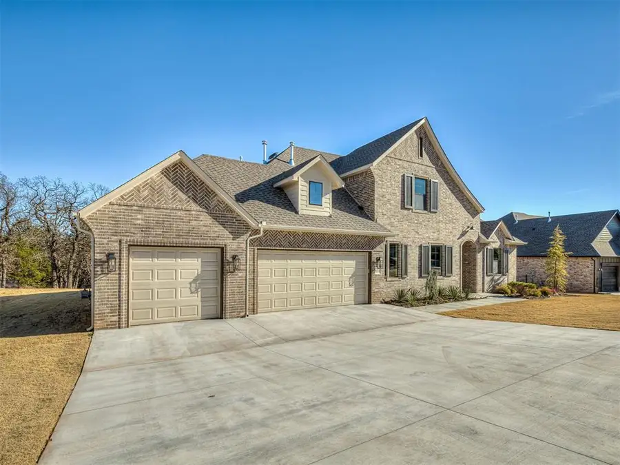 8108 Goldfinch Drive, Guthrie, OK 73044 - Image #2