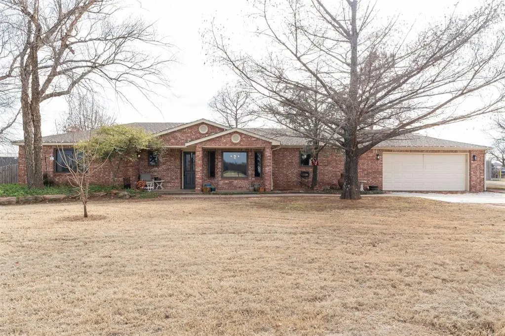 5232 E Tyler Drive, Tuttle, OK 73089 - Image #1