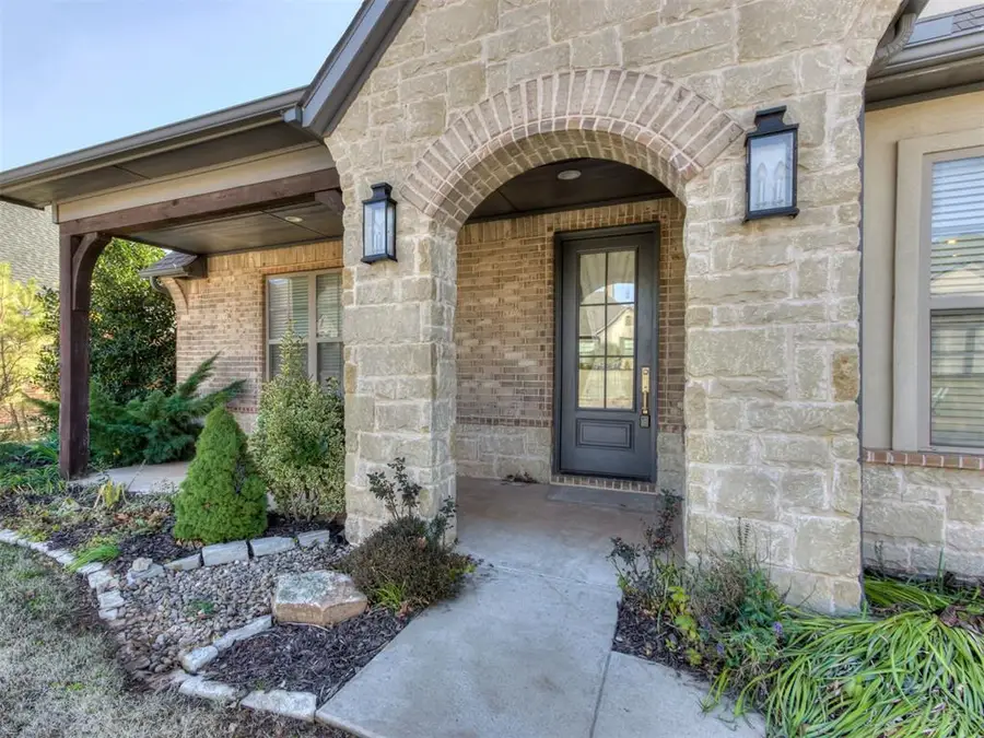 5216 NW 158th Street, Edmond, OK 73013 - Image #3