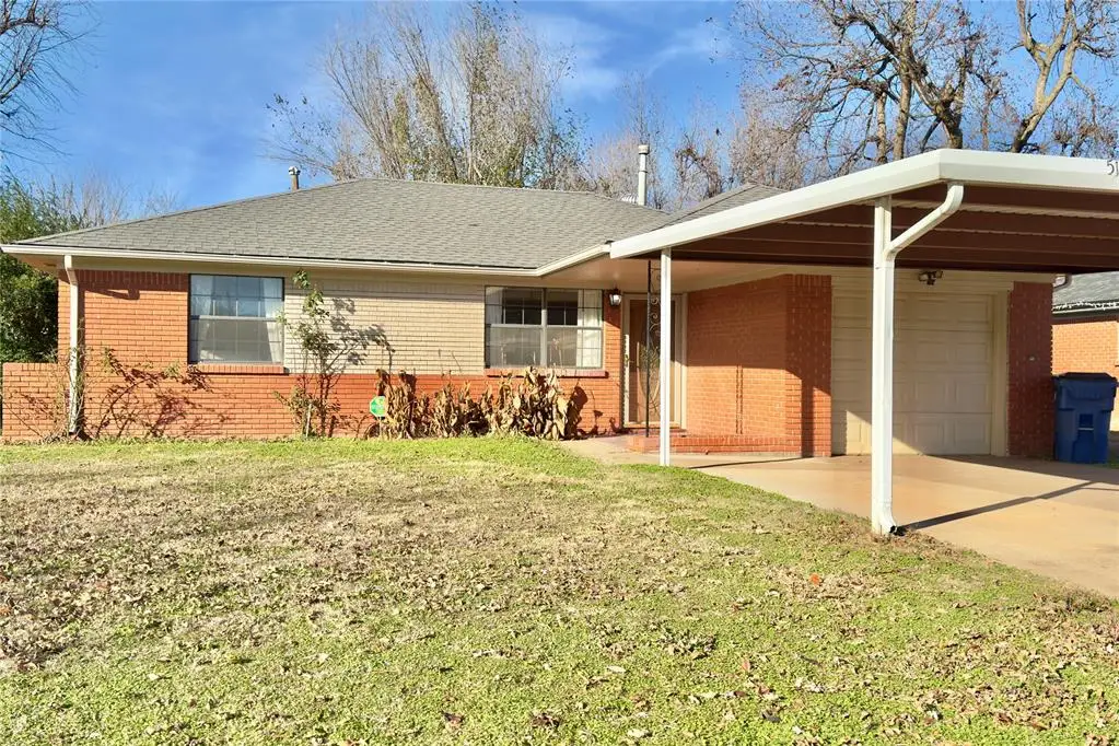 513 N Bell Drive, Crescent, OK 73028 - Image #1