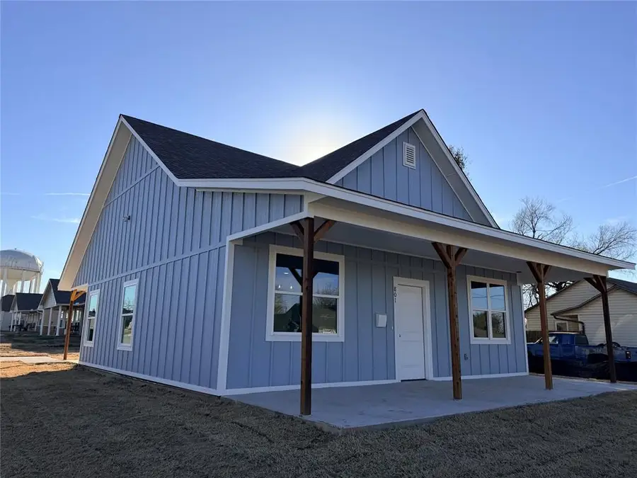 801 W Franklin Street, Shawnee, OK 74804 - Image #2