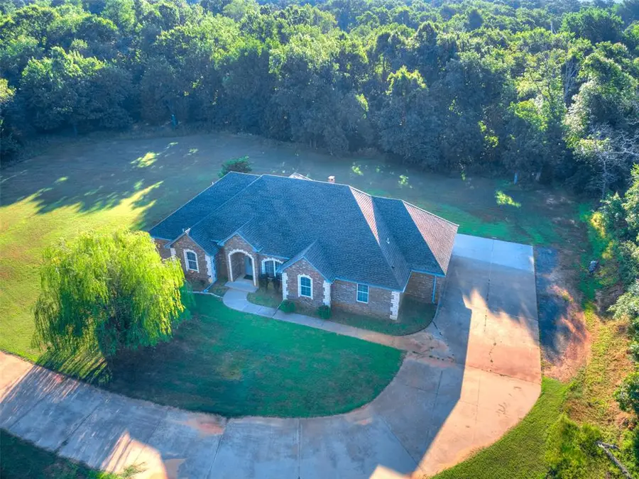 3725 Indian Point Circle, Norman, OK 73026 - Image #2