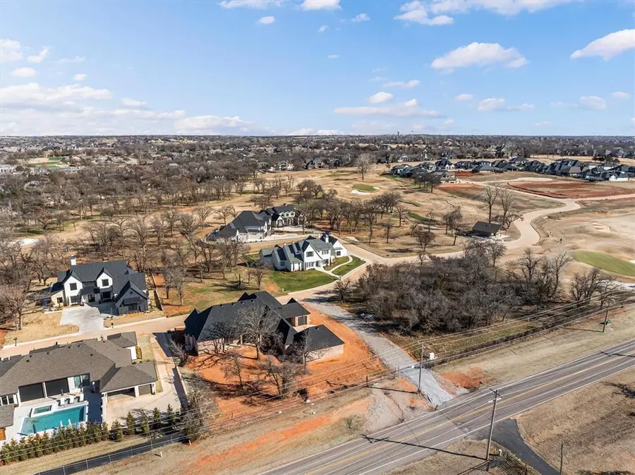 6201 Canopy Lane, Edmond, OK 73025 - #2