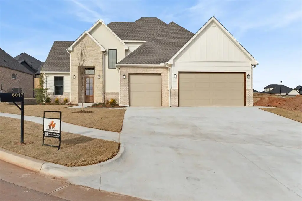 6017 Frankie Lynn Lane, Edmond, OK 73034 - Image #1
