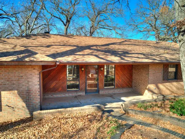 1615 Oak Lane, Oklahoma City, OK 73127