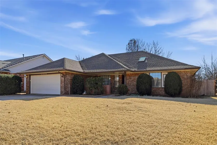 11228 NW 109th Street, Yukon, OK 73099 - Image #2