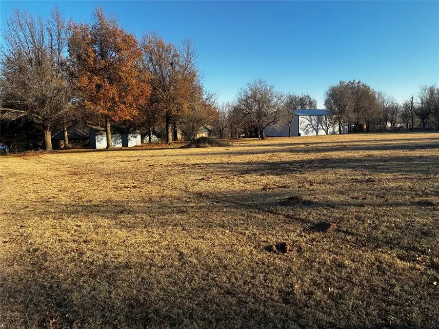 Hummingbird Circle, El Reno, OK 73036 - Image #3