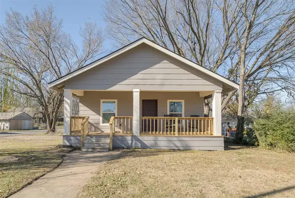 502 N Broadway Street, Checotah, OK 74426