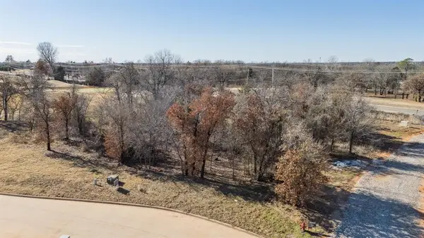6101 Canopy Lane, Edmond, OK 73025