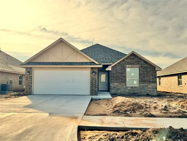 9328 NW 143rd Street, Yukon, OK 73099