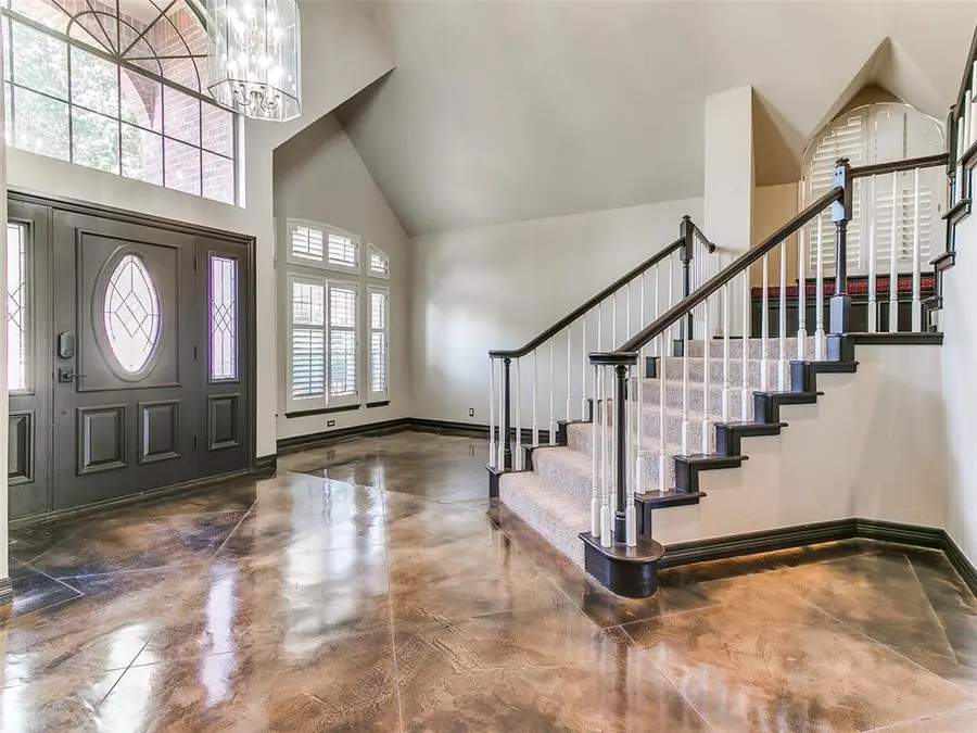 832 Fox Tail Drive, Edmond, OK 73034 - Image #2