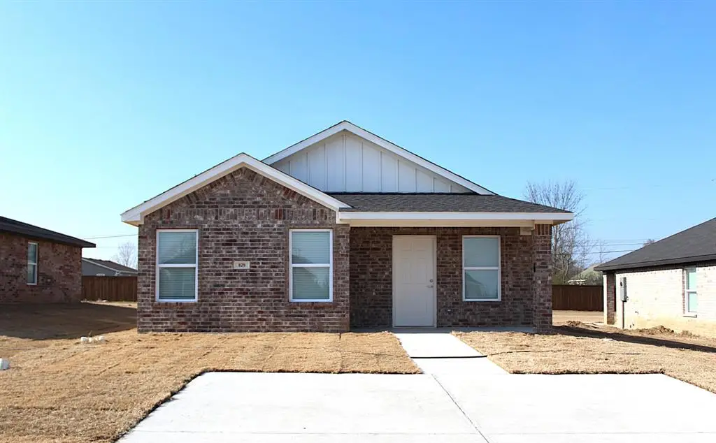 829 Elm Street, Seminole, OK 74868 - #1