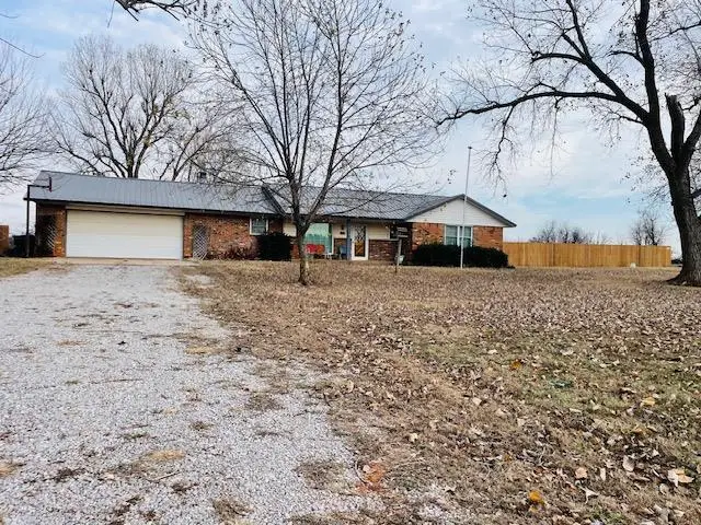 410 Sky Lane, Tuttle, OK 73089 - Image #1