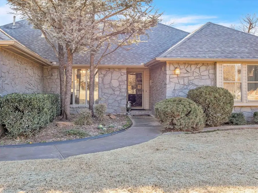 2100 Aspen Way, Guthrie, OK 73044 - Image #2