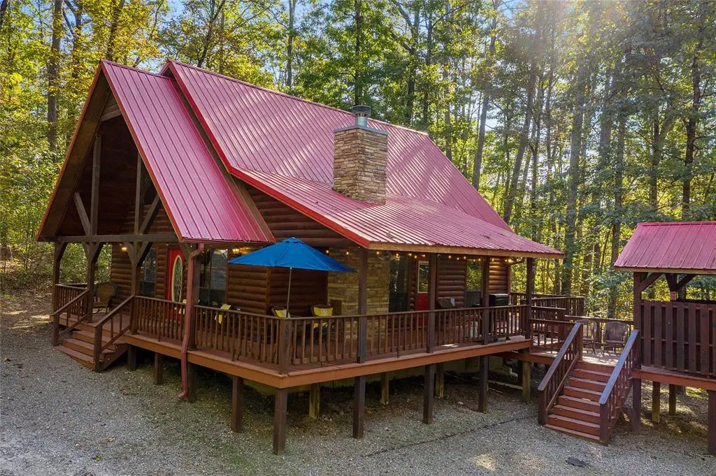 66 Lost Oaks Trail, Broken Bow, OK 74728 - Image #1