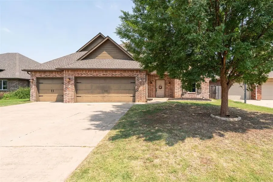 1411 Coneflower Road, Edmond, OK 73013 - #2