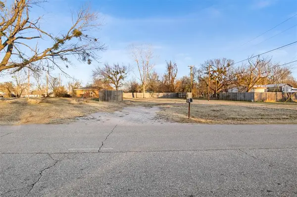 311 S 12th Street, Tecumseh, OK 74873