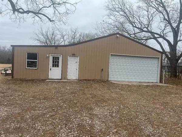 10 S Posey Street, Wewoka, OK 74884