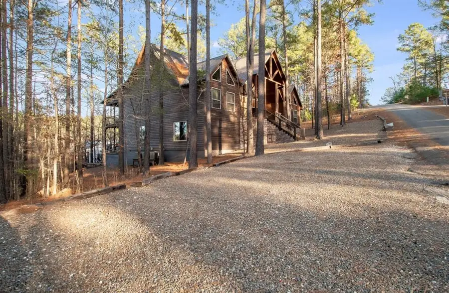 706 Red Berry Trail, Broken Bow, OK 74728 - Image #2