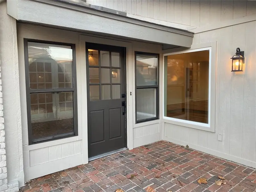 10124 Hefner Village Terrace, Oklahoma City, OK 73162 - Image #2