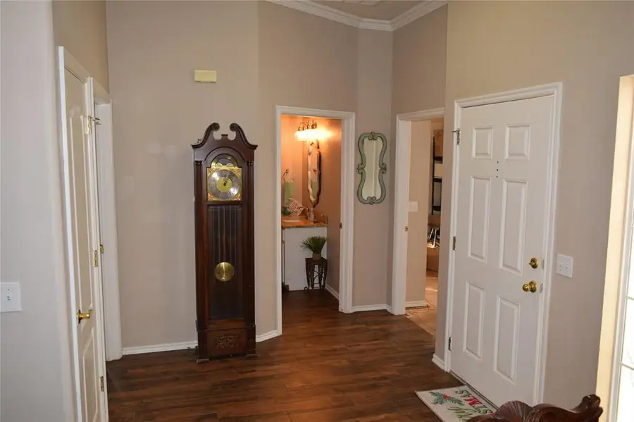 9711 Bradford Place Place, Midwest City, OK 73130 - Image #3