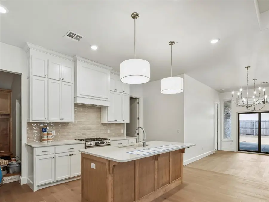 16317 Blackberry Farm Road, Oklahoma City, OK 73013 - Image #3