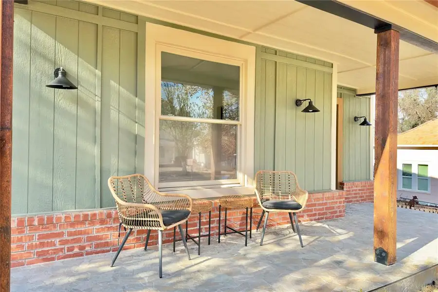 801 N Ash Street, Guthrie, OK 73044 - Image #3