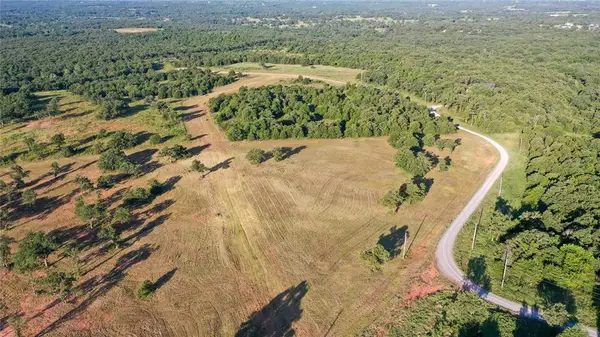 Royal Oak Drive, Arcadia, OK 73007