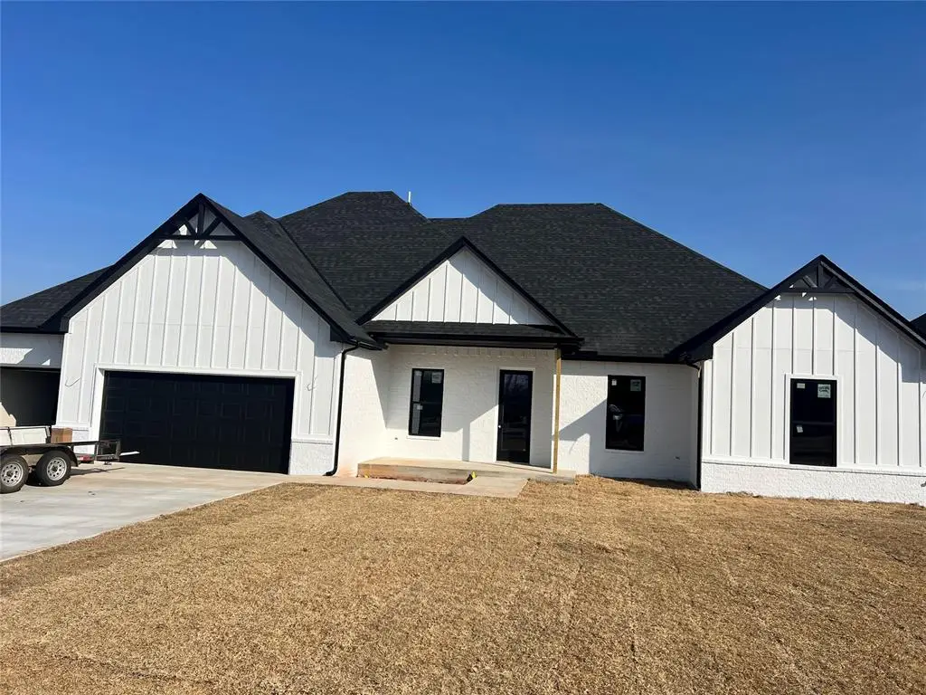 1050 Colonial Avenue, Tuttle, OK 73089 - Image #1