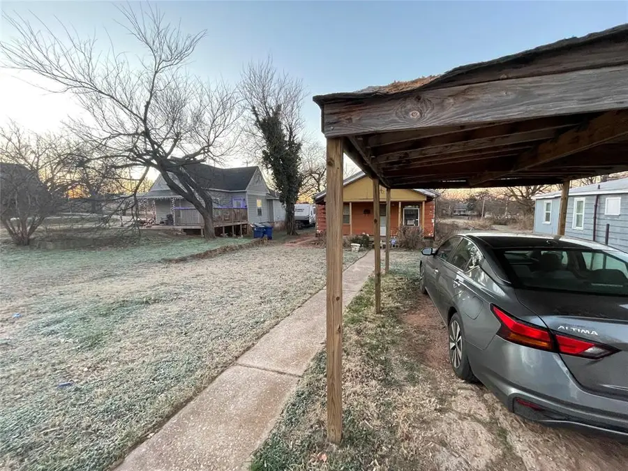 917 E Vilas Avenue, Guthrie, OK 73044 - Image #3