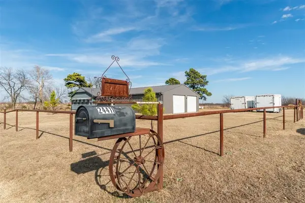 24411 N County Road #3210, Elmore City, OK 73433