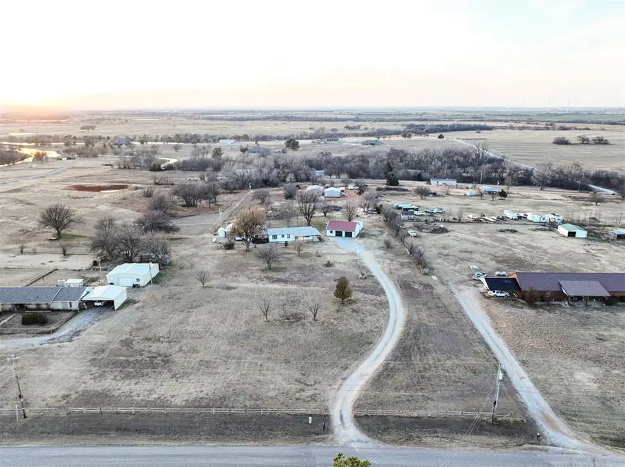 1112 County Street 2910, Tuttle, OK 73089 - Image #2
