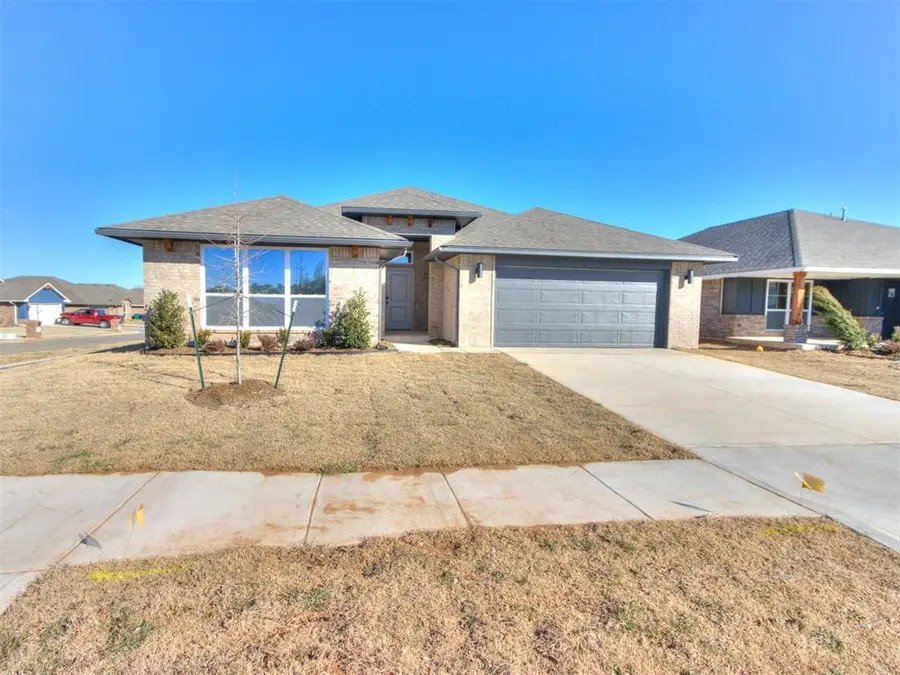 1000 Redwood Creek Drive, Yukon, OK 73099 - #2