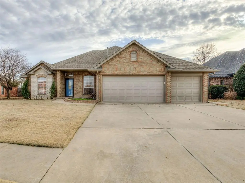 10604 NW 37th Street, Yukon, OK 73099 - Image #1