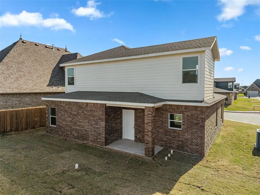 1004 Milan Lane, Kingfisher, OK 73750 - Image #2