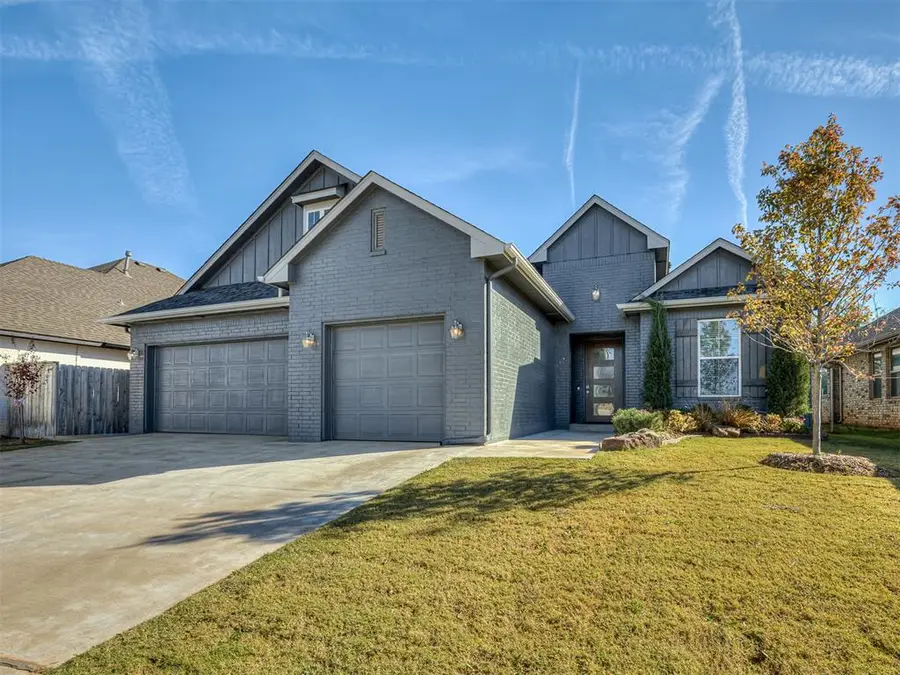 3727 Timberbrook Drive, Norman, OK 73069 - Image #2