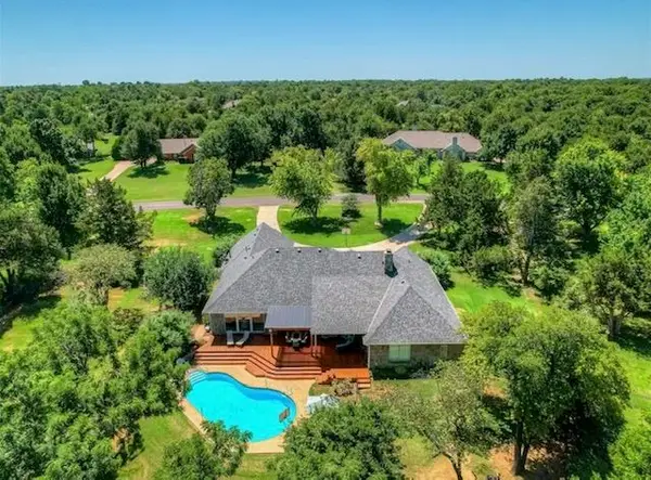 Address Withheld By Seller, Edmond, OK 73025