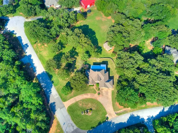 9708 Deep Fork Drive, Norman, OK 73026