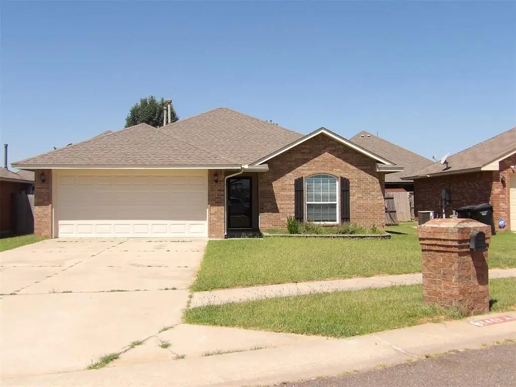 4405 Apple Blossom Circle, Moore, OK 73160 - #1