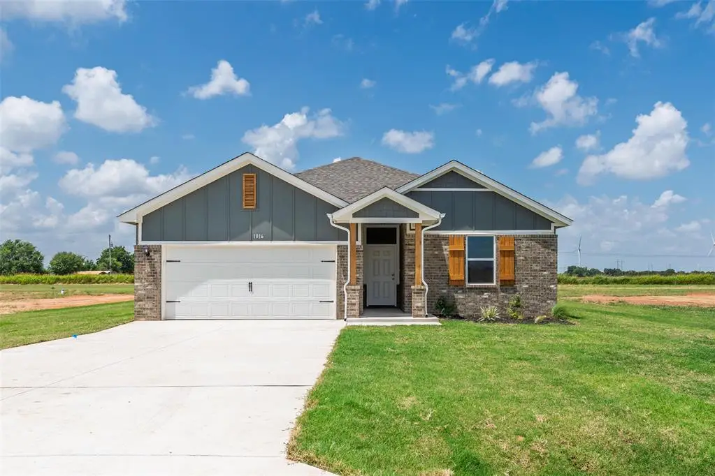 1016 Prairie Drive, Tuttle, OK 73089 - Image #1