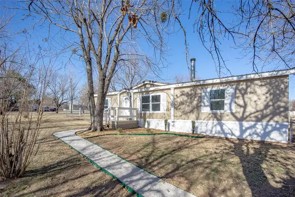 20401 Misty Glen Drive, Newalla, OK 74857