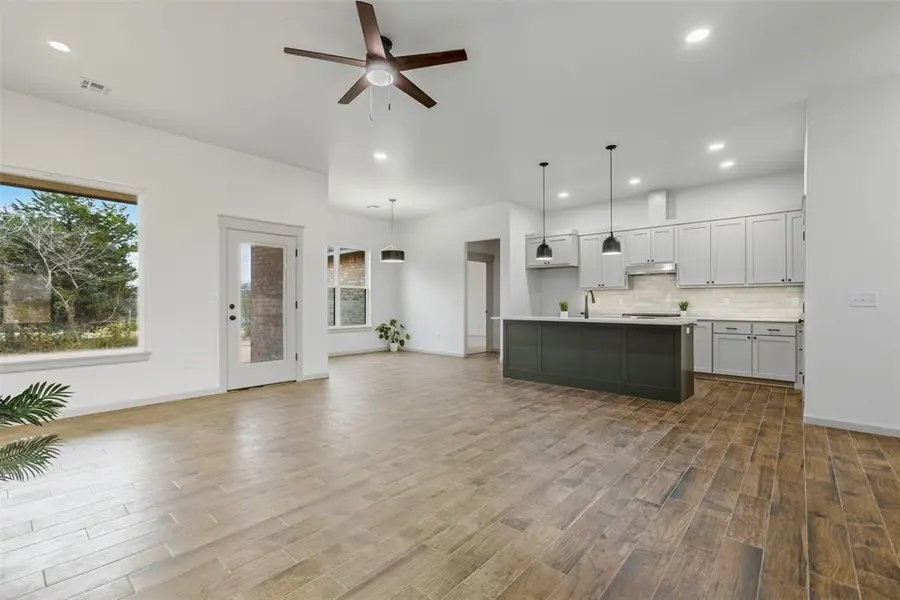 1219 Cedar Circle, Harrah, OK 73045 - Image #3